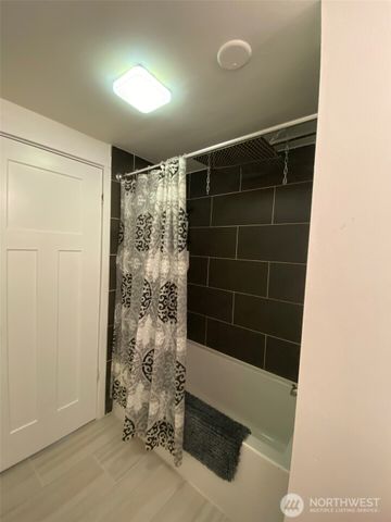 70 N Colony Surf Drive, Lilliwaup, WA 98555