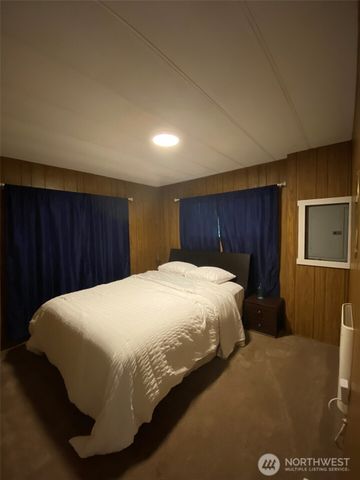 70 N Colony Surf Drive, Lilliwaup, WA 98555
