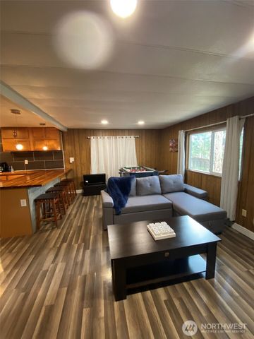 70 N Colony Surf Drive, Lilliwaup, WA 98555