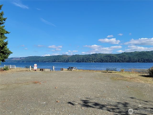 70 N Colony Surf Drive, Lilliwaup, WA 98555