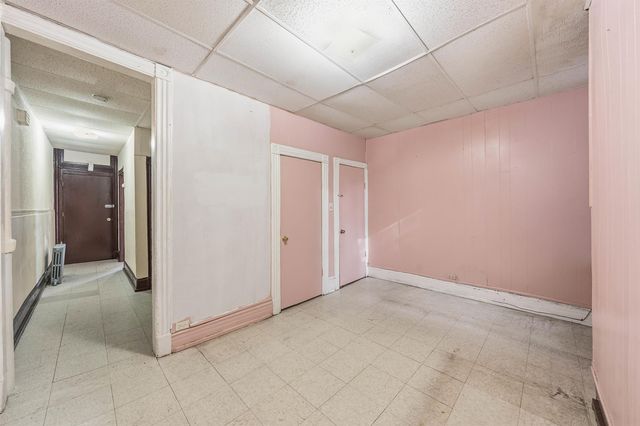 73 VIRGINIA AVE, Jc, Greenville, NJ 07305