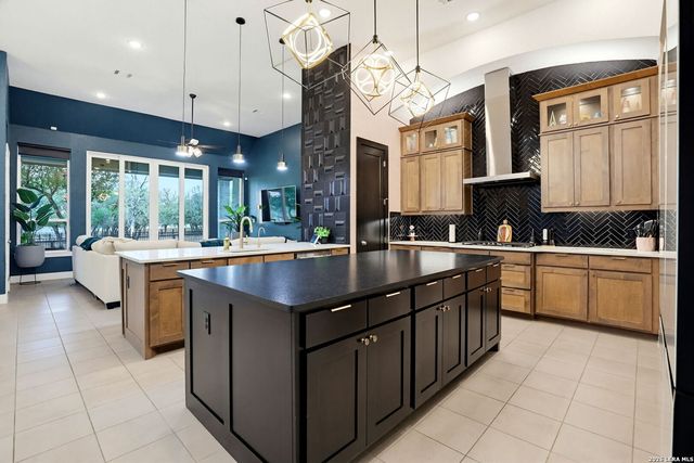 135 Wildrose Hill, Boerne, TX 78006