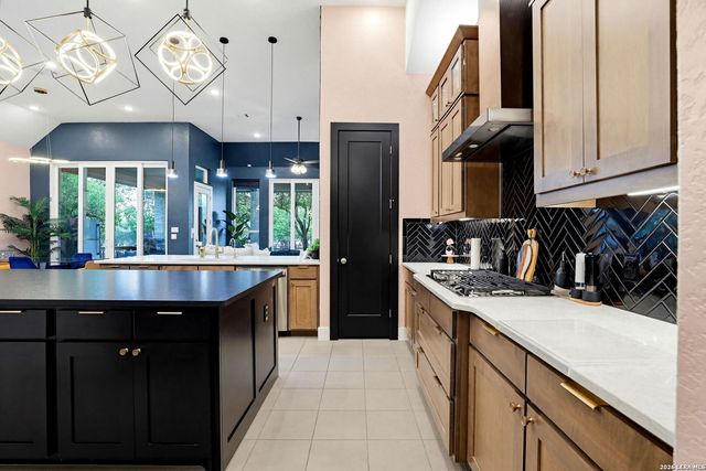 135 Wildrose Hill, Boerne, TX 78006