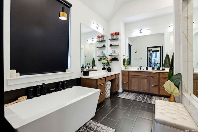 135 Wildrose Hill, Boerne, TX 78006