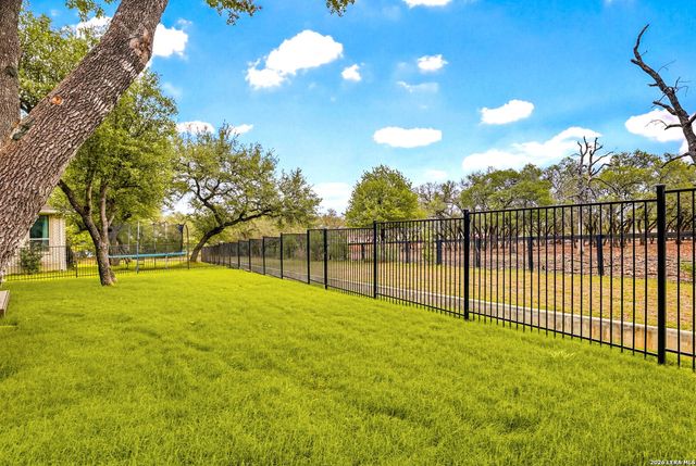 135 Wildrose Hill, Boerne, TX 78006