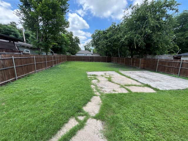 7046 Forney Road, Dallas, TX 75227