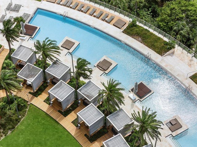 800 S Pointe Dr 2103, Miami Beach, FL 33139