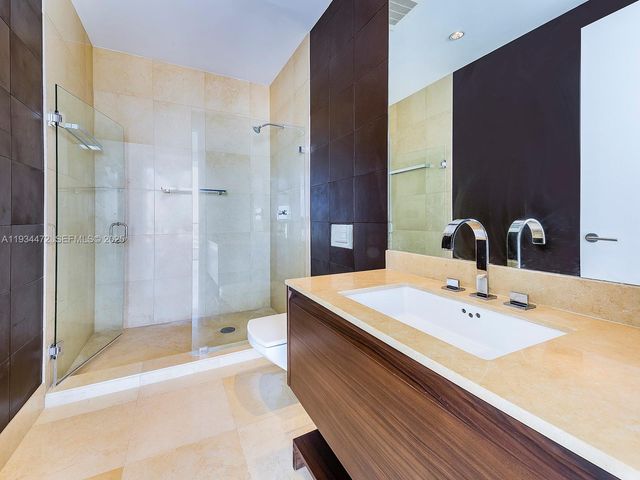 800 S Pointe Dr 2103, Miami Beach, FL 33139