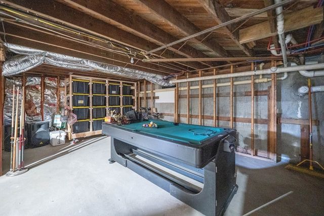 14 Ludlow St, Acushnet, MA 02743