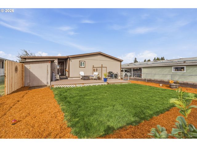 1800 LAKEWOOD Ct 161, Eugene, OR 97402