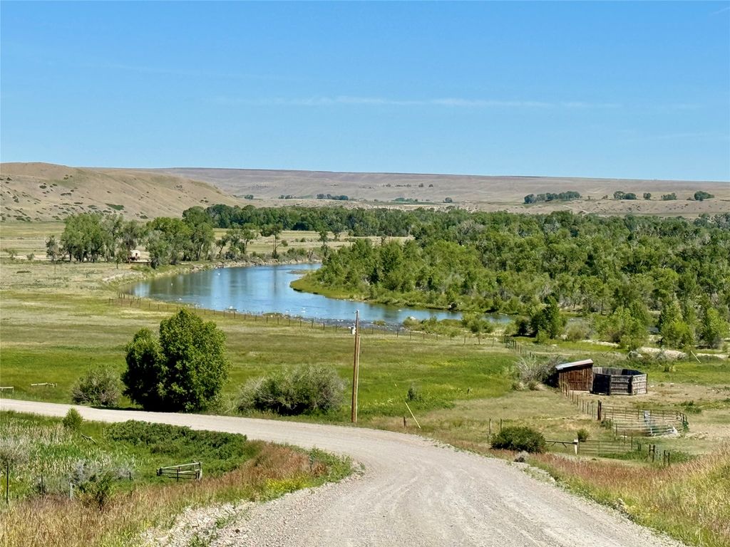 85 W Bitterroot Lane, Augusta, MT 59410 photo 9