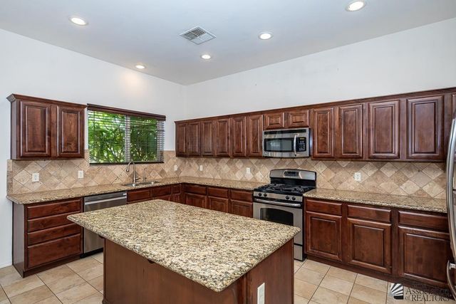 3751 W 37 ST, Yuma, AZ 85365