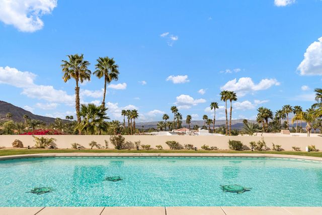 72860 Calle De La Silla, Palm Desert, CA 92260