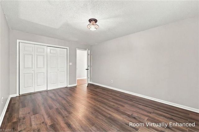 8206 Crows Nest Lane, Greensboro, NC 27455