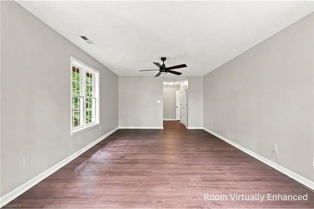 8206 Crows Nest Lane, Greensboro, NC 27455
