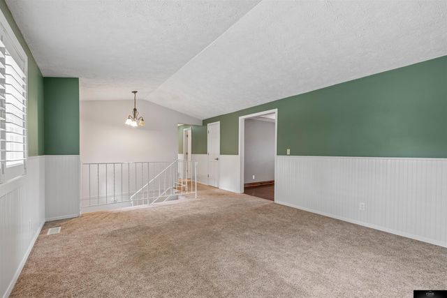 13622 Grover Street, Omaha, NE 68144