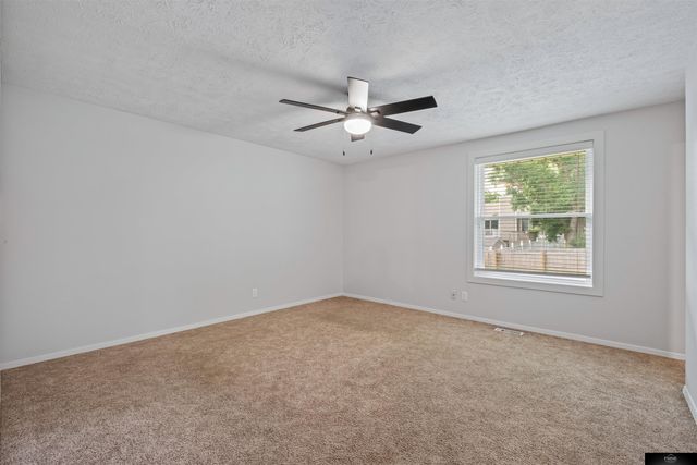 13622 Grover Street, Omaha, NE 68144