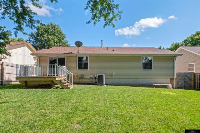 13622 Grover Street, Omaha, NE 68144