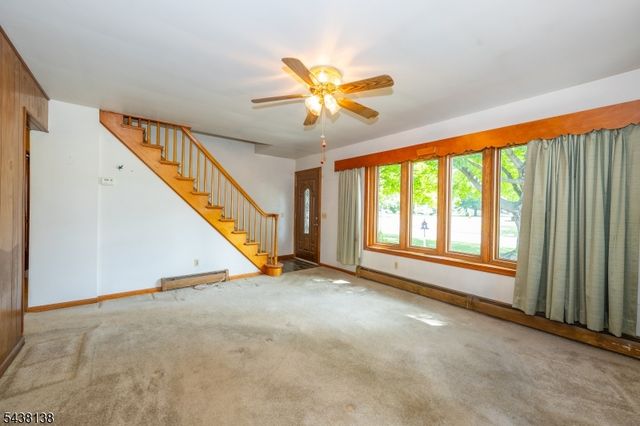 18 Midland Ave, Washington Twp., NJ 07882
