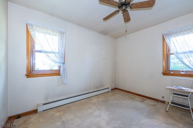 18 Midland Ave, Washington Twp., NJ 07882