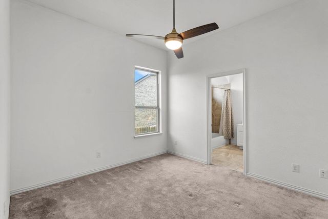 7401 TURNBACK LEDGE TRL, Lago Vista, TX 78645