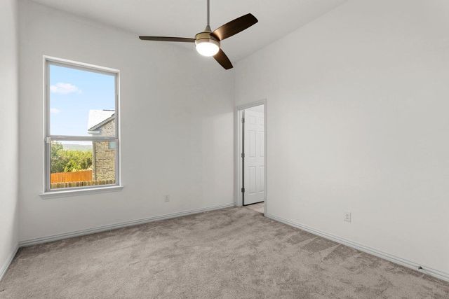 7401 TURNBACK LEDGE TRL, Lago Vista, TX 78645