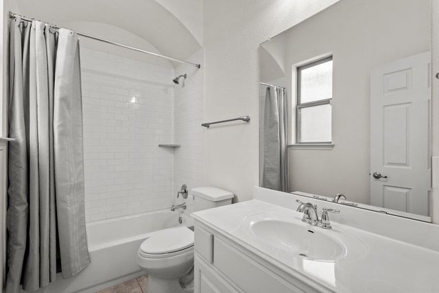 7401 TURNBACK LEDGE TRL, Lago Vista, TX 78645