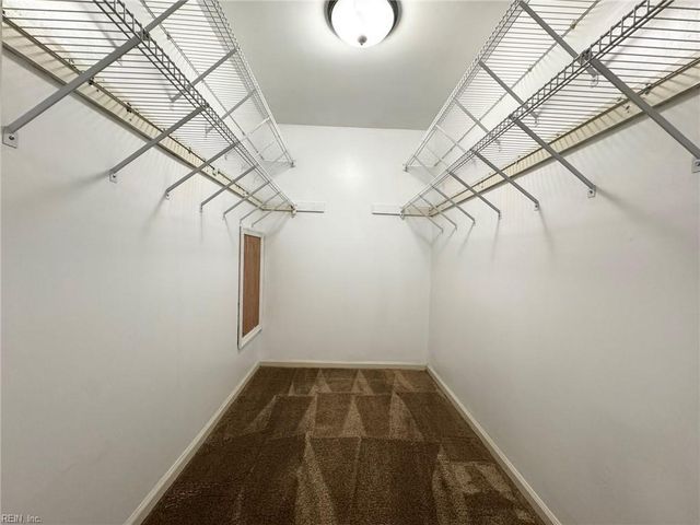3401 Dana LN, Virginia Beach, VA 23452