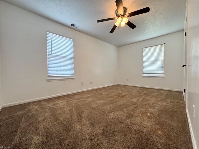 3401 Dana LN, Virginia Beach, VA 23452