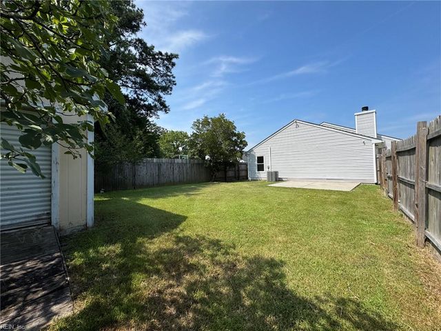3401 Dana LN, Virginia Beach, VA 23452