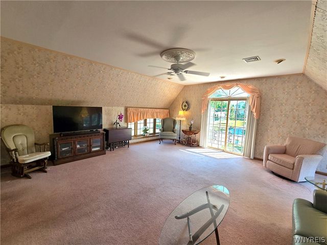 36 Dellwood Road, Amherst, NY 14226