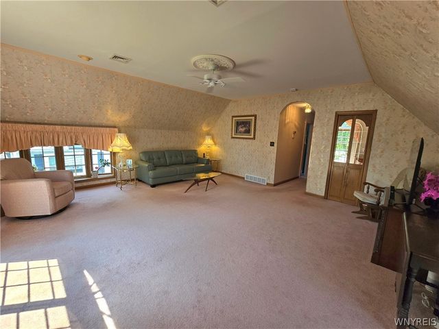 36 Dellwood Road, Amherst, NY 14226