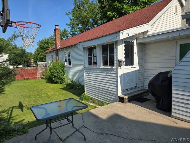 36 Dellwood Road, Amherst, NY 14226