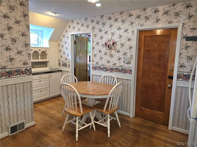 36 Dellwood Road, Amherst, NY 14226