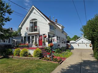 36 Dellwood Road, Amherst, NY 14226