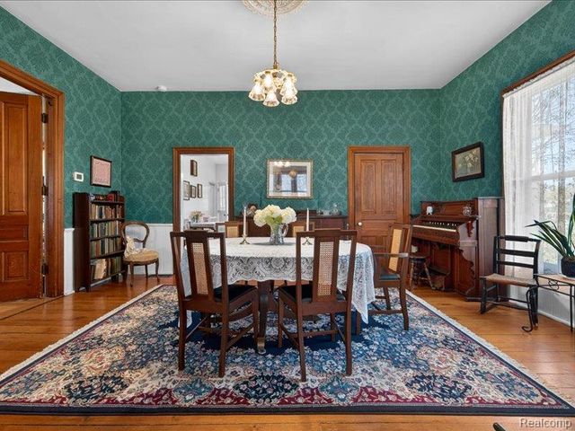 403 Lake Street, Howell, MI 48843