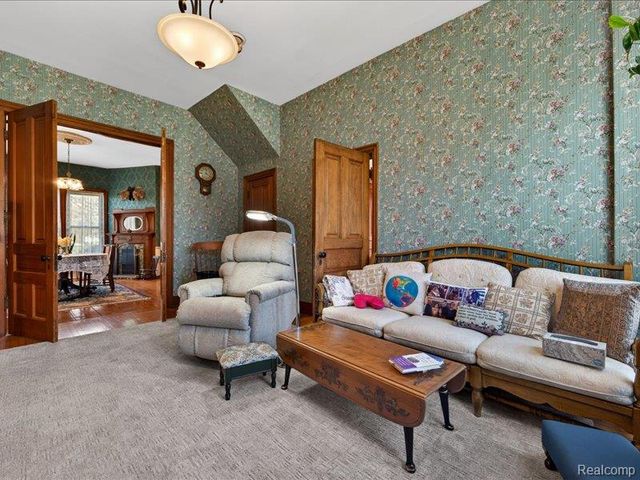 403 Lake Street, Howell, MI 48843