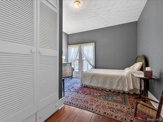 403 Lake Street, Howell, MI 48843