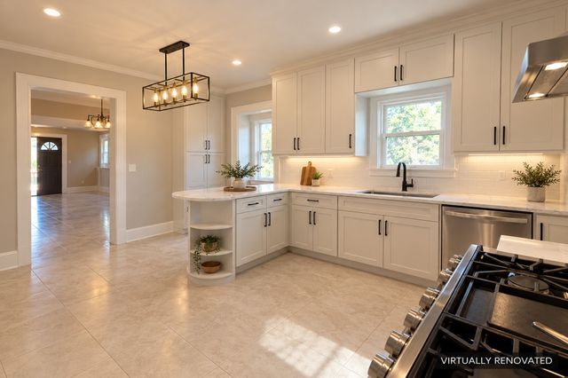 3521 Avenue Avenue E, Fort Worth, TX 76105