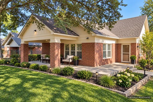 3521 Avenue Avenue E, Fort Worth, TX 76105