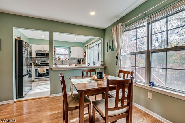 30 Dewitt Ln, Hillsborough Twp., NJ 08844