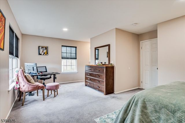 30 Dewitt Ln, Hillsborough Twp., NJ 08844