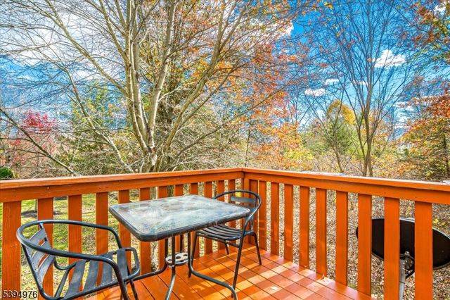 30 Dewitt Ln, Hillsborough Twp., NJ 08844