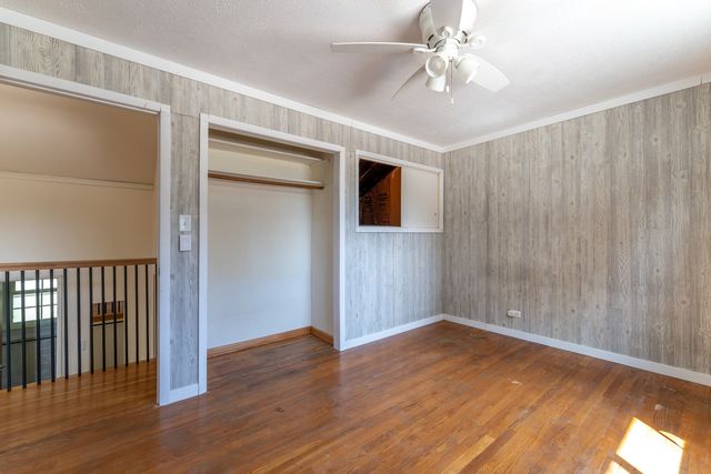 425 S Clarendon Avenue, Addison, IL 60101