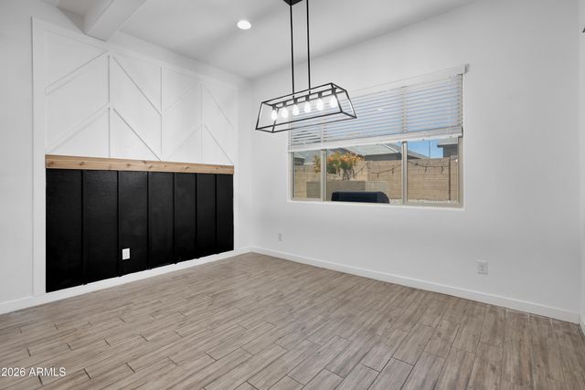 18868 W LAUREL Lane, Surprise, AZ 85388