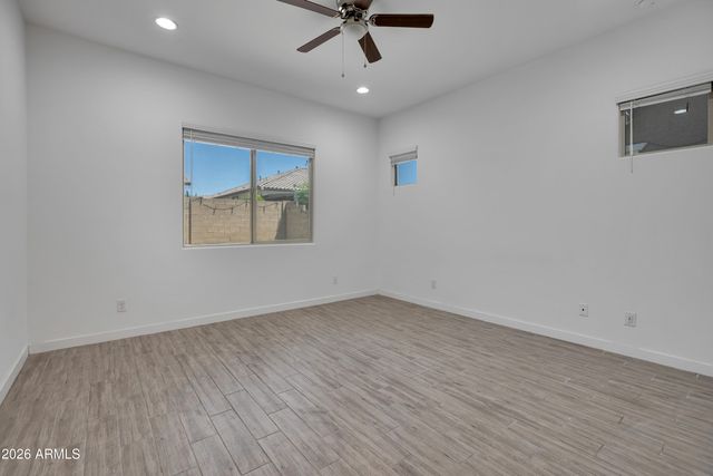 18868 W LAUREL Lane, Surprise, AZ 85388