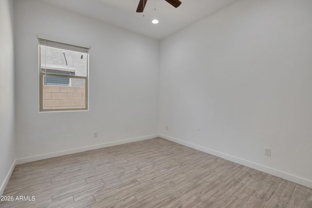 18868 W LAUREL Lane, Surprise, AZ 85388
