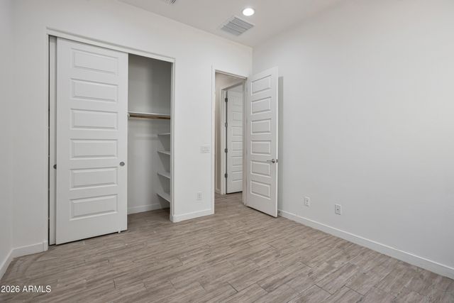 18868 W LAUREL Lane, Surprise, AZ 85388