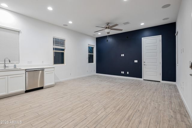 18868 W LAUREL Lane, Surprise, AZ 85388
