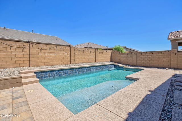 18868 W LAUREL Lane, Surprise, AZ 85388